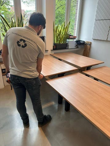 Ahrend Duo Zit Sta Bureau Elektrisch - Duo Werkplek, Huis en Inrichting, Verzenden, In hoogte verstelbaar, Zo goed als nieuw