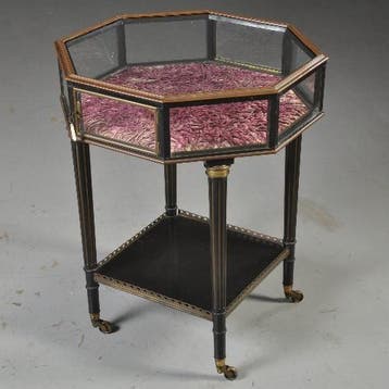 Unieke horloge- of vitrinetafel deurtjes en lijstwerk in bro, Ophalen of Verzenden