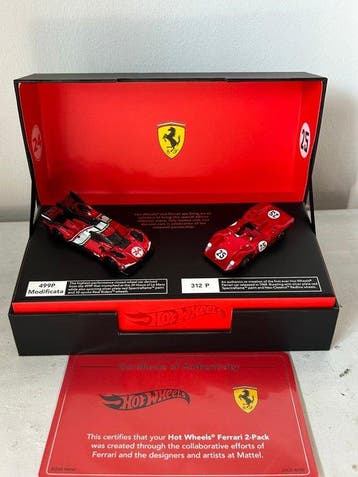 Hot Wheels 1:64 - Modelauto - Ferrari / Set Exclusivo, Hobby en Vrije tijd, Nieuw