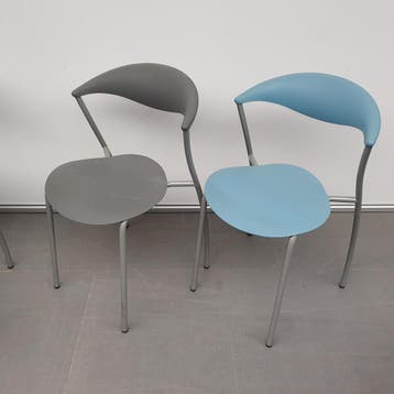 Brune Dreki kunststof kantinestoel - blauw en grijs (alleen, Huis en Inrichting, Stoelen, Ophalen of Verzenden, Nieuw