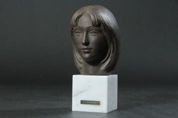 Bronze Head Sculpture “Anna” on Marble Base by Yasutake