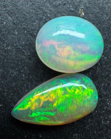 Opaal Cabochons- 1.77 g - (2)