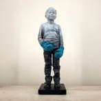 Mark Sugar - Carefree child (Bright blue boxing style 58), Antiek en Kunst