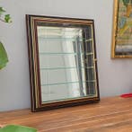 Vitrine - van binnenmuur naar spiegel - Hout, gelakt -, Antiek en Kunst, Curiosa en Brocante