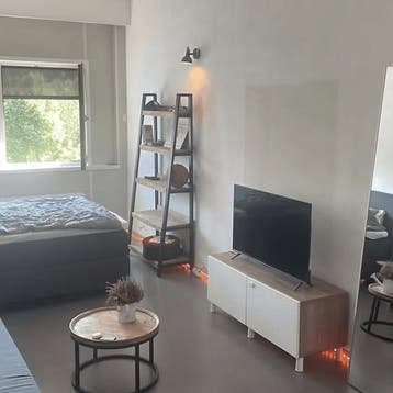 Studio in Amsterdam gevonden voor €300,- pm, Amsterdam
