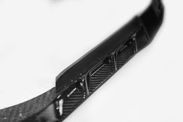 Dit betreft een Mercedes G63 W465 Carbon Voorlip Splitter, Verzenden