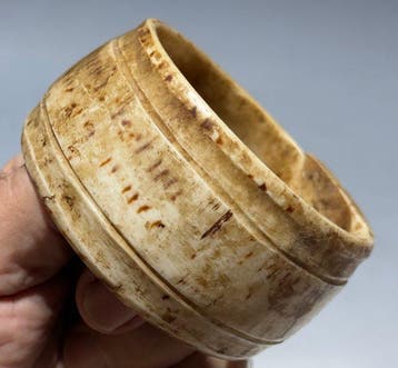Prachtig tribaal sieradenobject aan de Waropen-kust,, Antiek en Kunst
