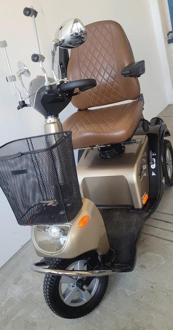 Scootmobiel Solo Elegance (Vaste scootmobielen), Diversen, Overige merken, Gebruikt, Ophalen of Verzenden, 16 km/u of meer