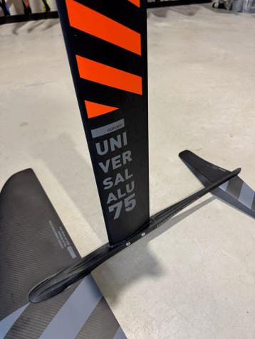 RRD Universal Y27 Foil 2000, Watersport en Boten, Ophalen of Verzenden, Nieuw