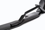 Dit betreft een Ferrari Purosangue carbon voorlip splitter, Verzenden