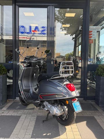 Vespa Sprint IGET E4 25km/h | Led | 1e eig., Gebruikt, Overige modellen, Ophalen of Verzenden, Benzine