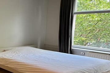 Studio Mathenesserlaan in Rotterdam, Minder dan 20 m², Rotterdam