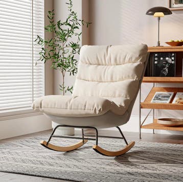 Comfortabele Schommelstoel Beige – Hoge Rug – Loungefauteuil, Huis en Inrichting, Stoelen, Verzenden, Wit, Nieuw, Hout