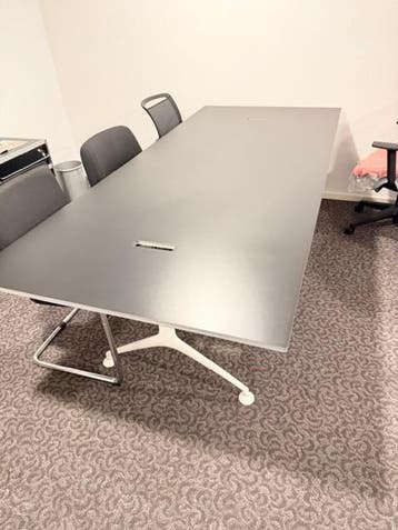Alias Frametable 240 vergadertafel zwart hpl showroommodel, Vergader- of Presentatieruimte, Ophalen of Verzenden, Nieuw zonder verpakking