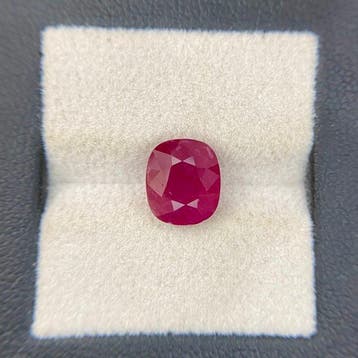 Zonder minimumprijs - 1 pcs Rood Robijn - 3.96 ct - Lotus, Nieuw