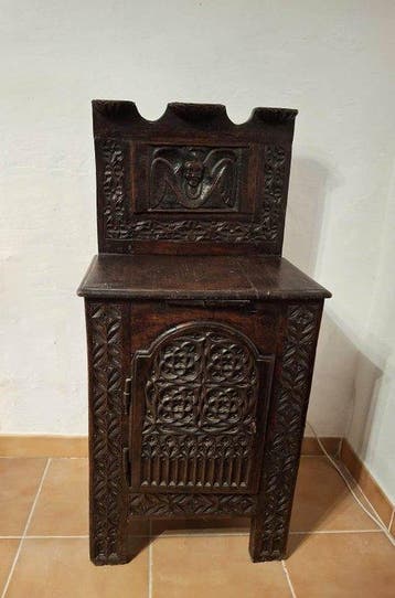 Hoog dressoir - Hout
