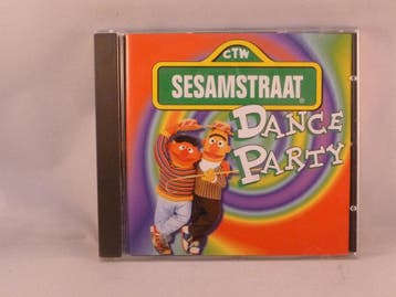Sesamstraat - Dance Party, Cd's en Dvd's, Ophalen of Verzenden, Zo goed als nieuw