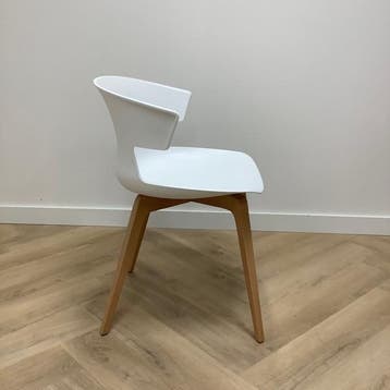 Design  stoel COVE van Dorigo, wit - beuken, Ophalen of Verzenden, Gebruikt, Stof, Eén