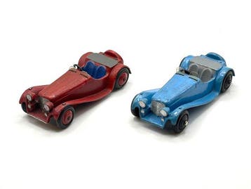 Dinky Toys 1:43 - Model vrachtwagen - Lot van twee Dinky, Hobby en Vrije tijd, Modelauto's | 1:5 tot 1:12, Nieuw