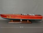 Azimut 1:6 - Tentoonstelling modelboot - Runabout Hydro U-10, Nieuw