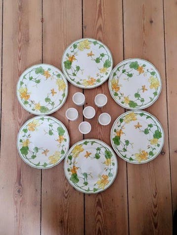 Villeroy & Boch - Ontbijtservies (12) - geranium - Porselein, Antiek en Kunst