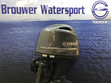Yamaha buitenboordmotor | 115 pk | Langstaart |, Watersport en Boten, Viertaktmotor, Ophalen of Verzenden, Zo goed als nieuw, 30 pk of meer