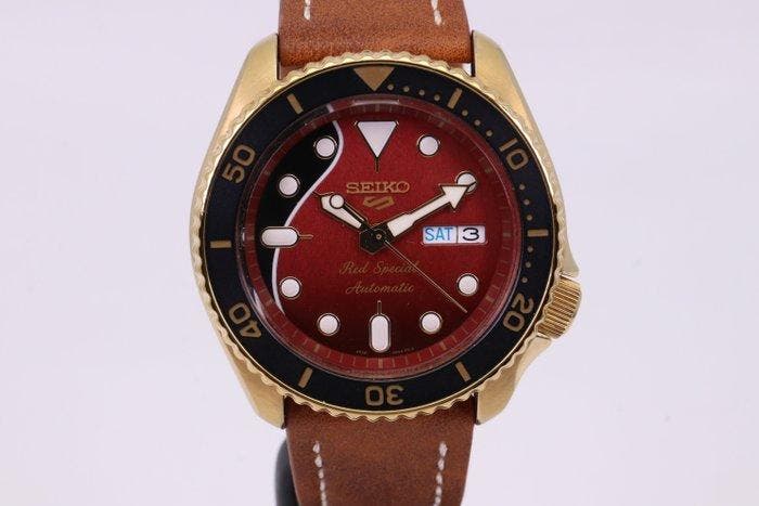 Seiko - Seiko 5 - SRPH80K1 | 4R36-12E0 | Brian May LE (MK, Sieraden, Tassen en Uiterlijk, Horloges | Antiek