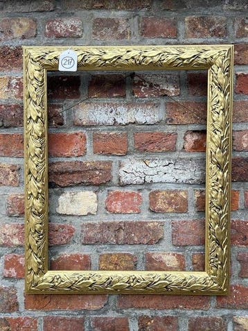 Lijst - 217. Oude massief houten goud vergulde