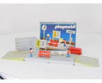 Playmobil 4370 & 4371 Perron met wachthuisje en accessoir..., Kinderen en Baby's, Speelgoed | Playmobil, Ophalen of Verzenden