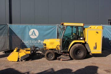 Veiling: Minitractor Kubota STV40 Diesel 2006 met veegborste, Zakelijke goederen, Agrarisch | Tractoren, Ophalen, Gebruikt, Overige merken