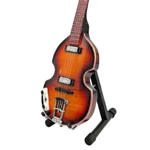 Miniatuur replica Höfner basgitaar - Paul McCartney Beatles, Verzamelen, Muziek, Artiesten en Beroemdheden, Pop, Beeldje of Miniatuur