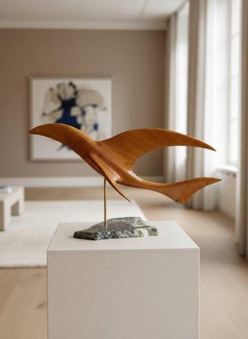 Jean Lamotte - sculptuur, Bird in flight - 30 cm - Hout,