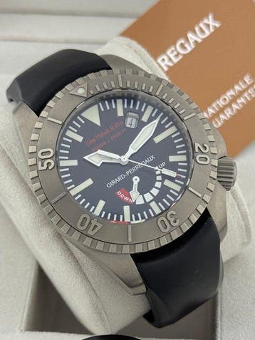 Girard-Perregaux - Sea-Hawk - 49940-21-631-FK6D - Heren -, Nieuw