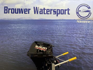 “ Suzuki 20 pk | Nieuwstaat | Eerste eigenaar “, Watersport en Boten, 10 tot 30 pk, Viertaktmotor, Ophalen of Verzenden, Zo goed als nieuw
