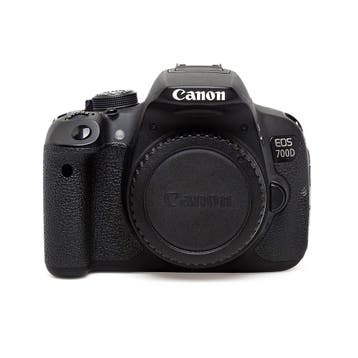 Canon EOS 700D met garantie, Ophalen of Verzenden, Gebruikt