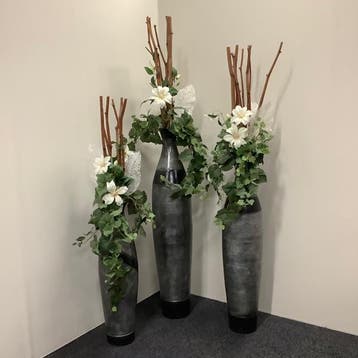 Complete sets van 3 vazen met kunstplant in een stenen vaas, Ophalen of Verzenden