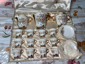 Limoges - Koffieservies voor 12 (15) - Porselein, Verguld