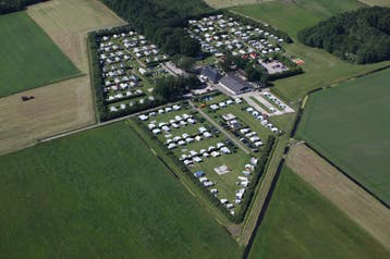 Gezellige familiecamping in Bakkeveen, Huisdier toegestaan, In bos, Recreatiepark