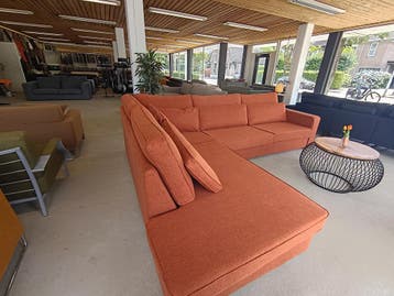 Luxe Design Hoekbank – Volledig opnieuw gestoffeerd, Ophalen of Verzenden, Zo goed als nieuw
