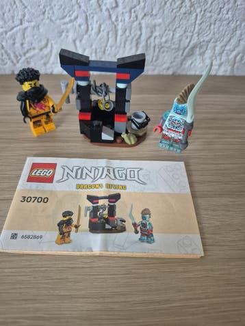 LEGO Arin vs. Dragonian Battle 30700, Zo goed als nieuw, Complete set, Lego, Ninjago