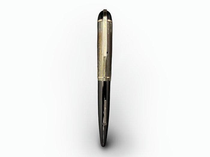 Everssharp - Skyline Demi Black - Capuchón Celuloide, Verzamelen, Pennenverzamelingen