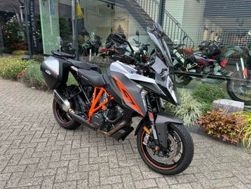KTM 1290 Super Duke GT (bj 2018), 2 cilinders, Occasion, Motorrijbewijs A, Meer dan 35 kW