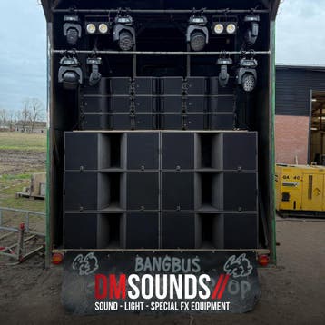 Speaker Huren Carnaval 2027 | Movinghead Laser Rookmachine, Gebruikt