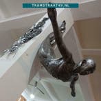 Levensgroot sculptuur zwemmer / duiker / klimmer | beeld, Ophalen of Verzenden