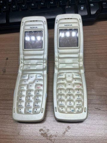 Nokia 2650 Clamshell 2x,working ,used condition - Mobiele, Nieuw