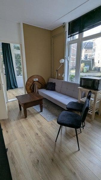 Te huur: Studio Nassaulaan in Apeldoorn, Huizen en Kamers, Huizen te huur, Gelderland, Apeldoorn