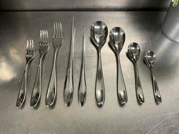 Mepra Inox Italy Forma - servies in meerdere setjes, Overige materialen, Ophalen of Verzenden, Zo goed als nieuw, Overige stijlen
