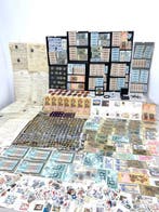 Wereld. Collection of coins, banknotes and more (Zonder