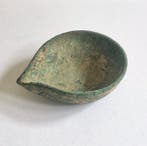 Dong Son Brons Mangovormige schaal - 80 mm, Antiek en Kunst
