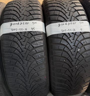 2x 205-55-16 Goodyear Winter 2x 5mm €45 Per Band 205 55 16, Ophalen, Gebruikt, 16 inch, Band(en)